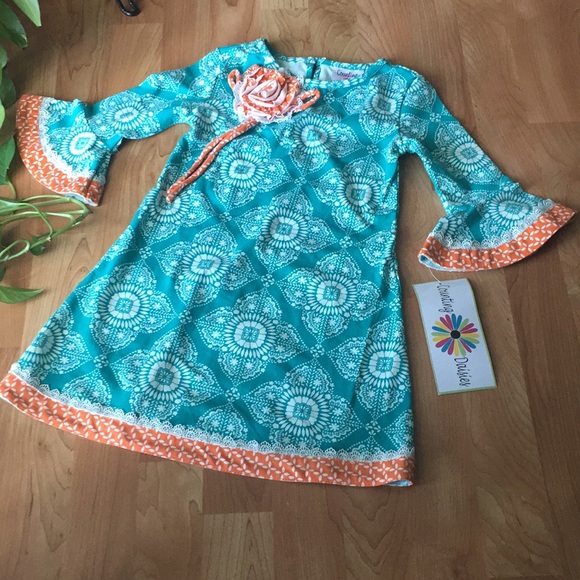 🎉HP🎉 Counting Daisies Dress - Picture 2 of 9